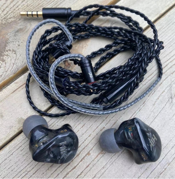 听歌音质超好的头戴式耳机,听歌音质超好的有线耳机