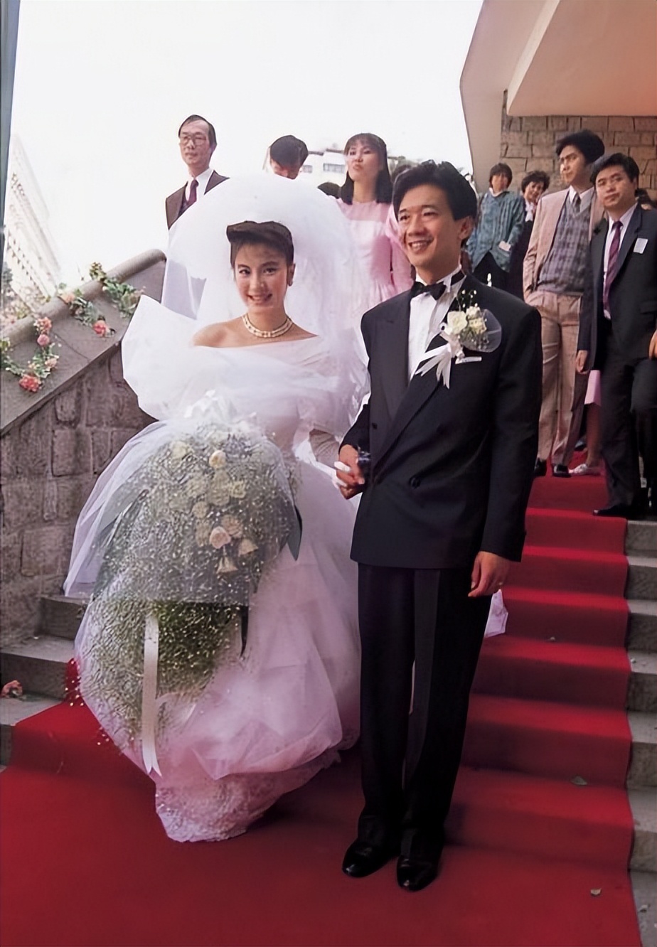 杨紫琼60岁和法拉利总裁出席,杨紫琼获奥斯卡法拉利