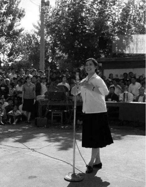 东方夜莺朱逢博完整版,东方夜莺朱逢博图片