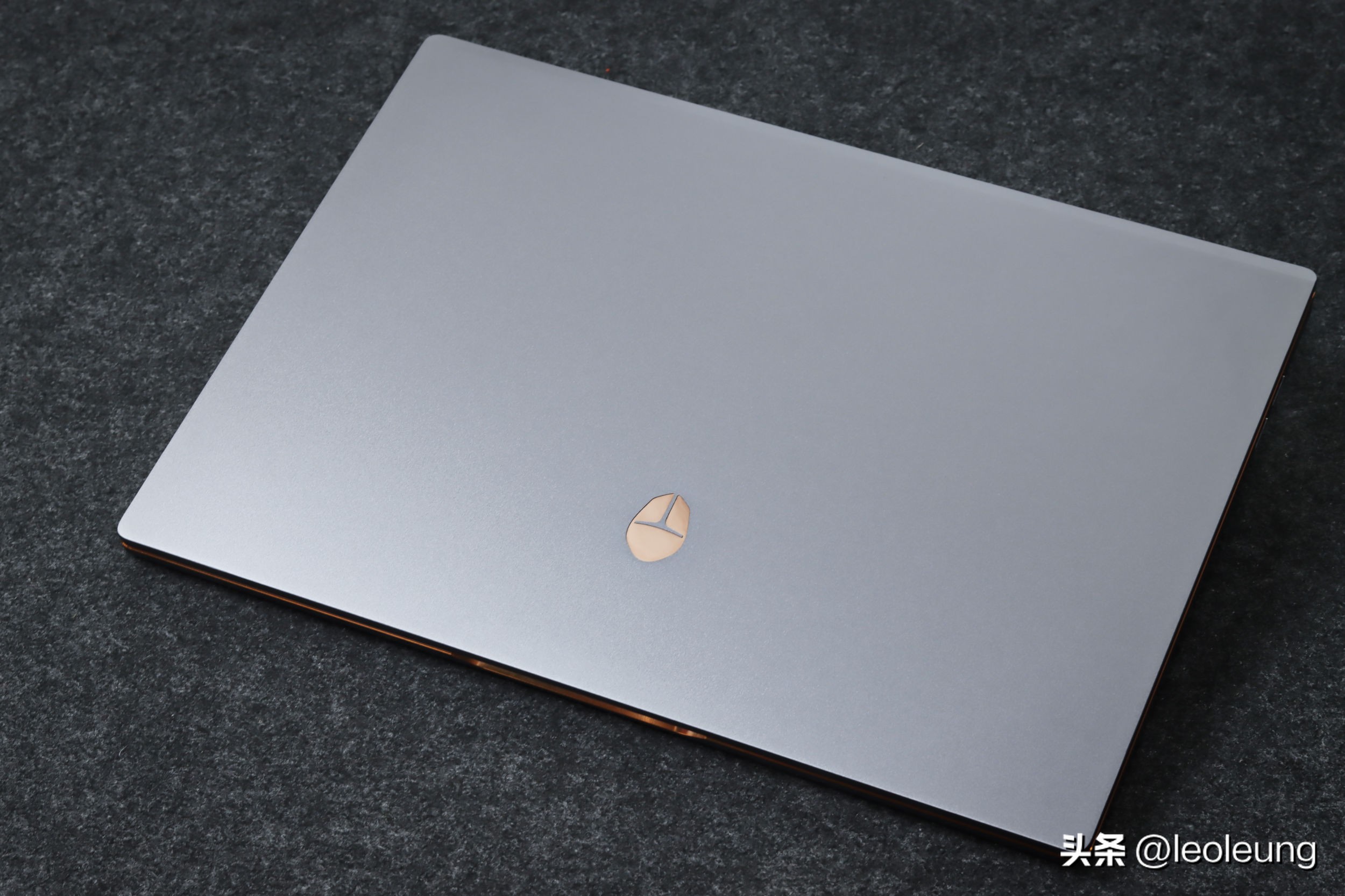 雷神t-book14旗舰轻薄本扩展内存,雷神t-book16英寸笔记本值得入手