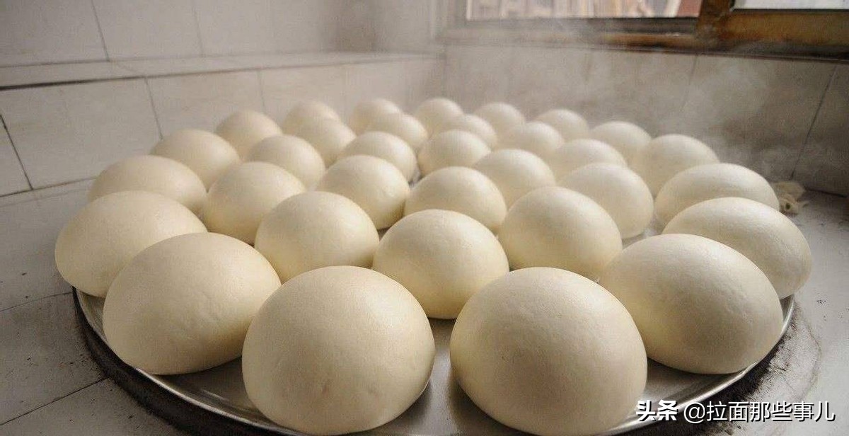 如何辨别面粉是高筋还是低筋,买面粉如何识别好坏