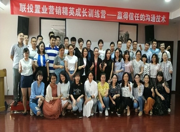 英语老师王冬焱,王冬焱老师