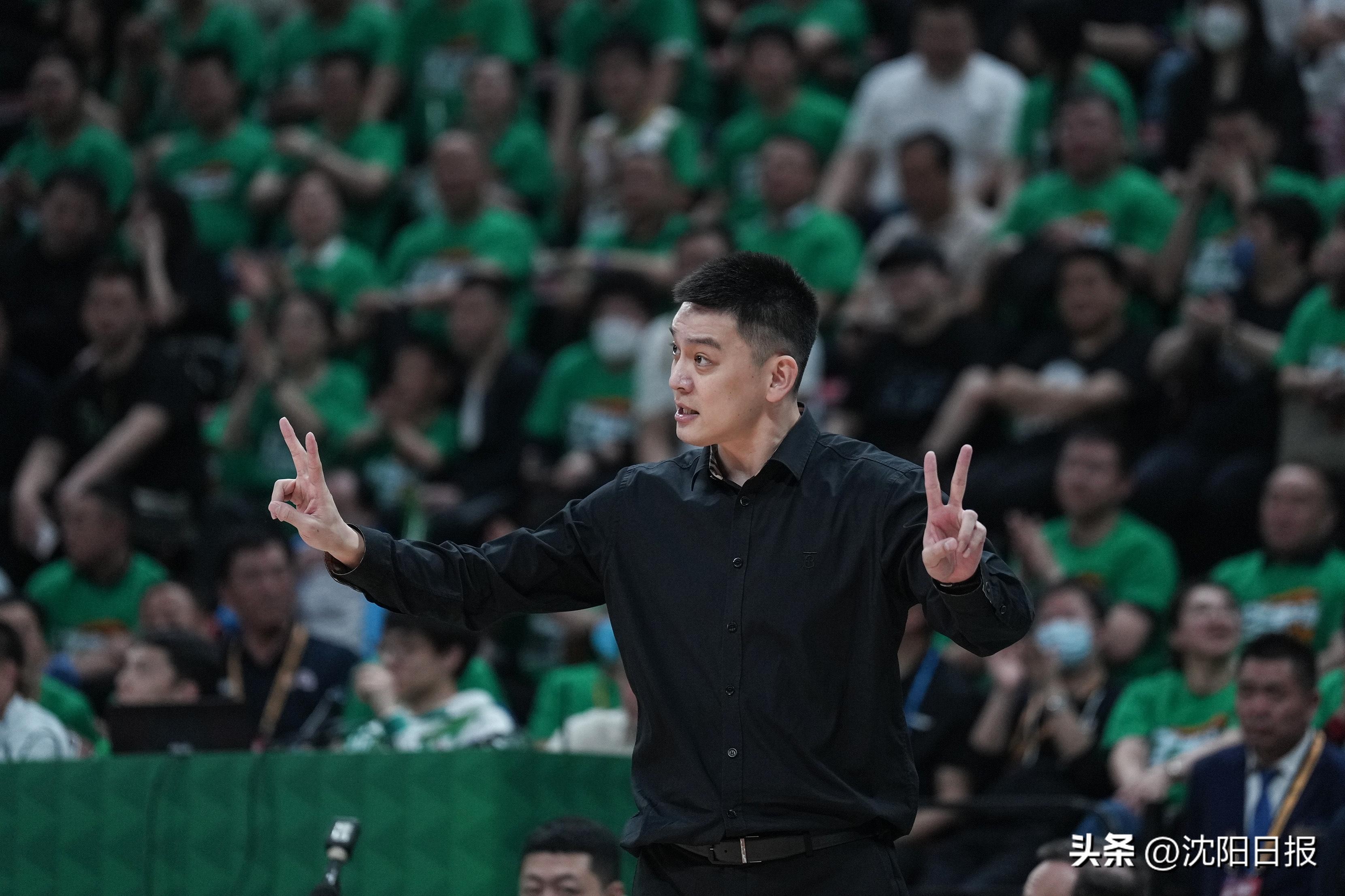 辽宁，三冠王！全景回放辽篮卫冕之旅