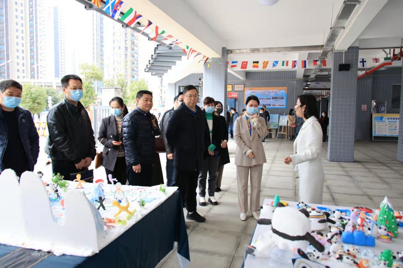 姊妹结对携手共进——株洲市石峰区赴长沙市雨花区开展“一校一特”创建工作交流活动