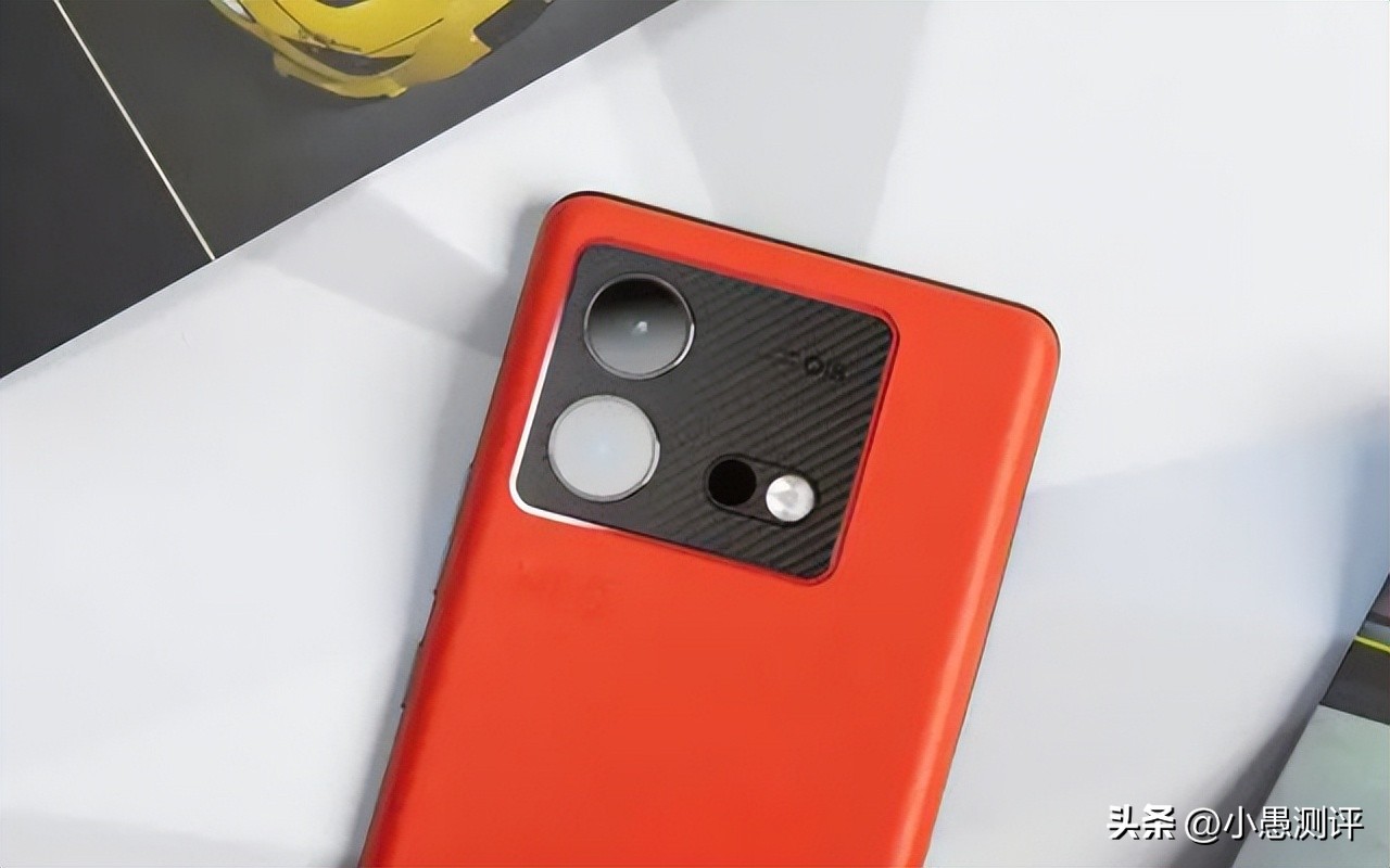 预算两千几买手机这四款不要错过,推荐3000左右最值得买手机