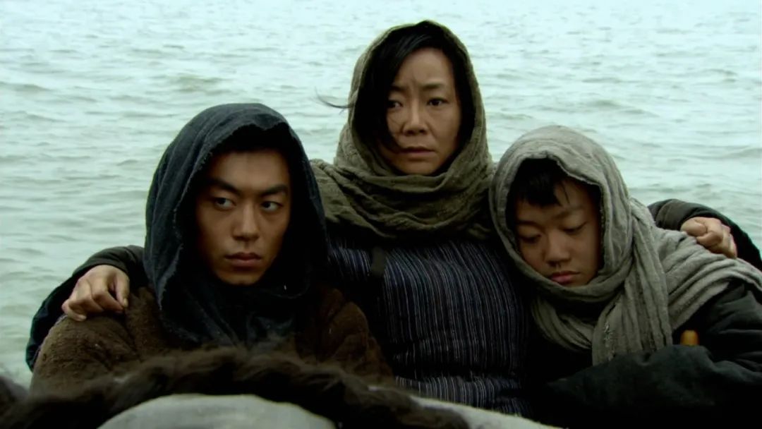 母亲专业户萨日娜,萨日娜和宋春丽谁厉害