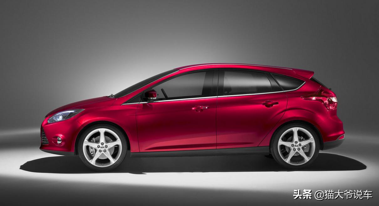 经典福克斯和新款卡罗拉哪个好,卡罗拉和福克斯旅行版谁先来