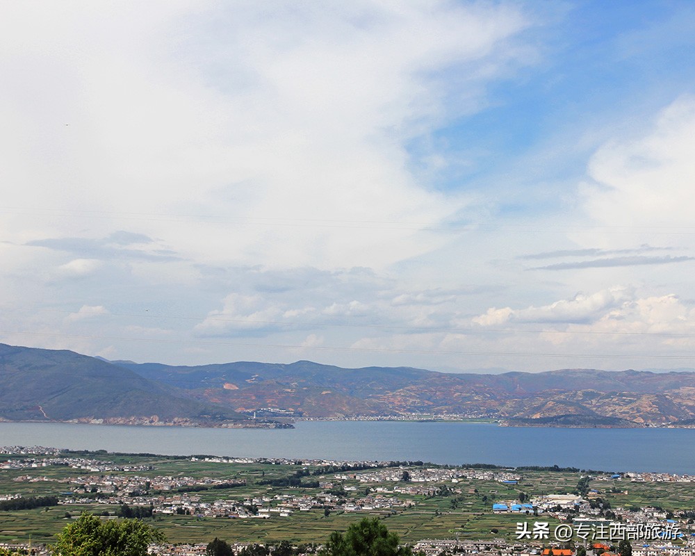 成都泸沽湖邛海旅游攻略,四川泸沽湖万亩草海秋景