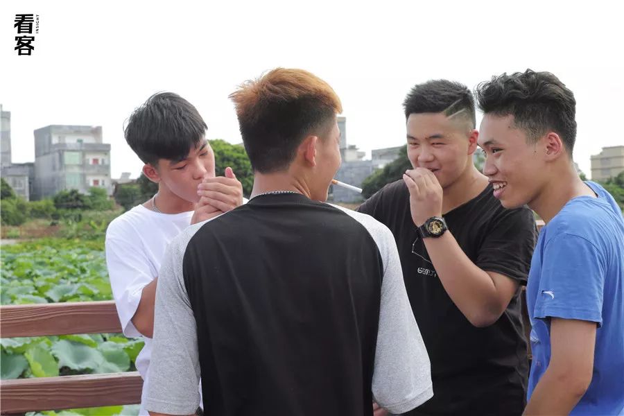 小镇的暑假,小镇少年的假期