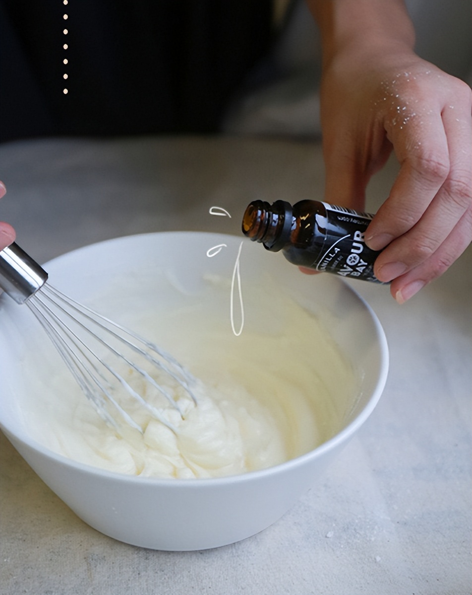 简单易做的水蜜桃的甜点,水蜜桃樱花简单甜品教程高颜值