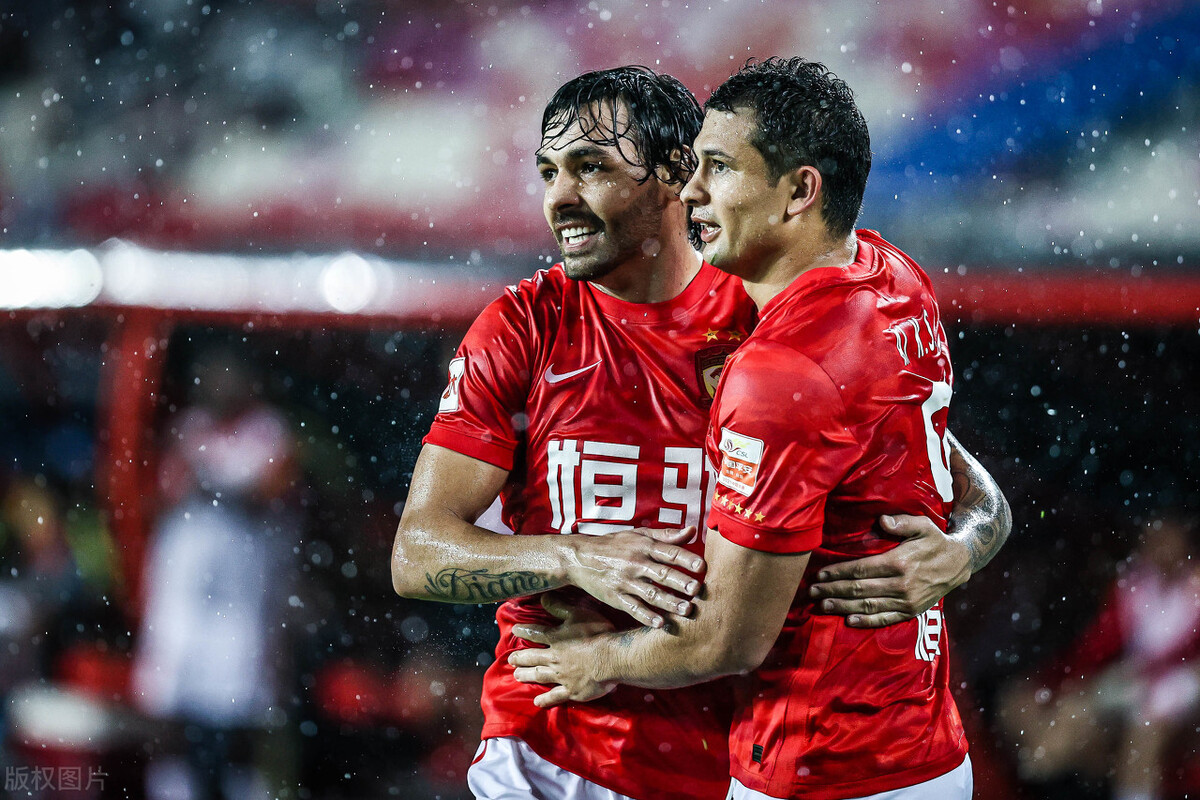 扬科维奇对归化的态度,扬科维奇征召武磊了吗