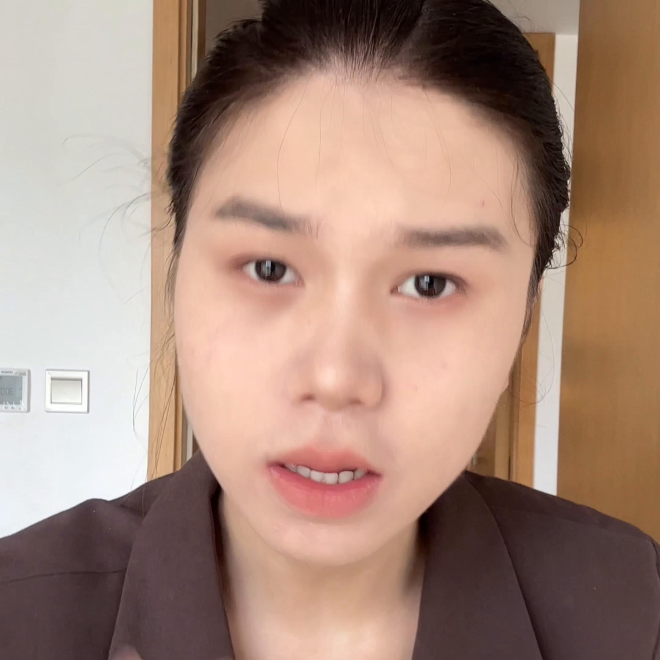 便宜又好用的彩妆,平价彩妆和热门彩妆价格对比