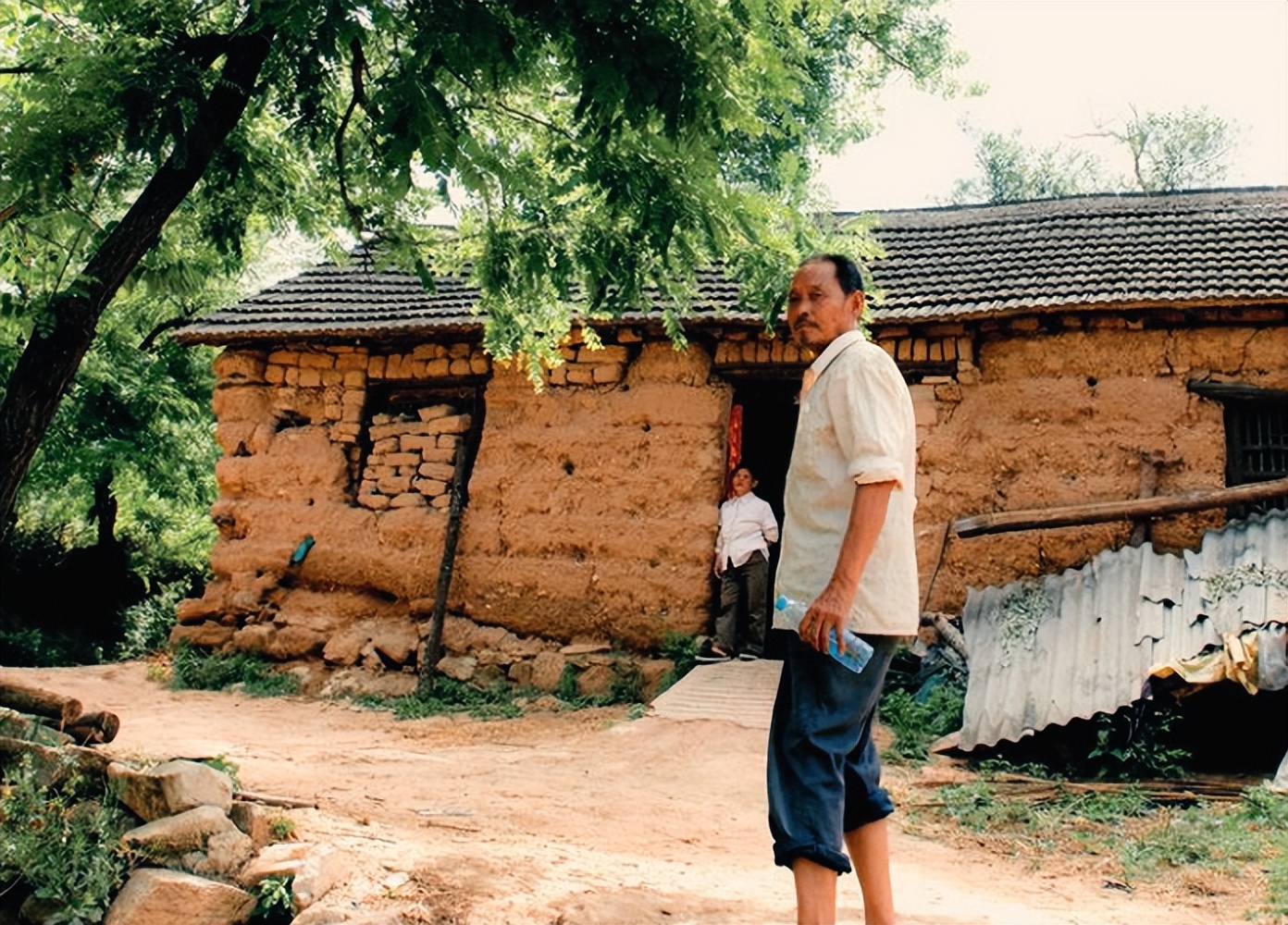 没有钱治病放弃治疗感人故事,身边患大病悲惨故事