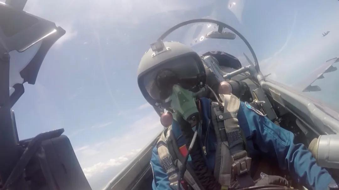 超燃解放军军事实力打击展示,解放军超燃战斗力