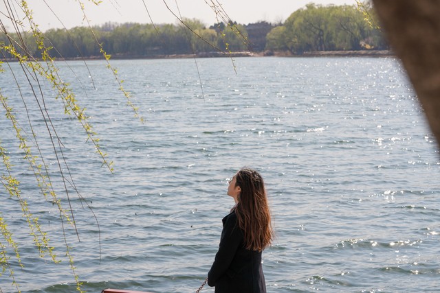 普通人怎么从摆摊赚到人生的100万,年轻人摆摊是如何月入过万的