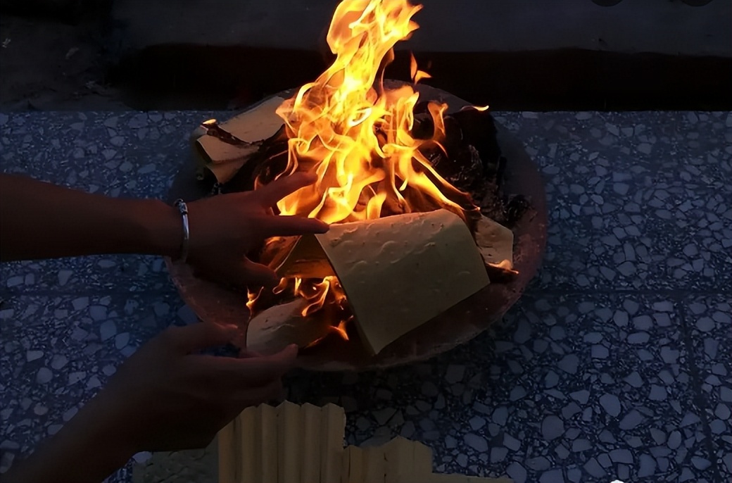 中元节祭祖是什么时间,中元节祭祖哪些天比较好