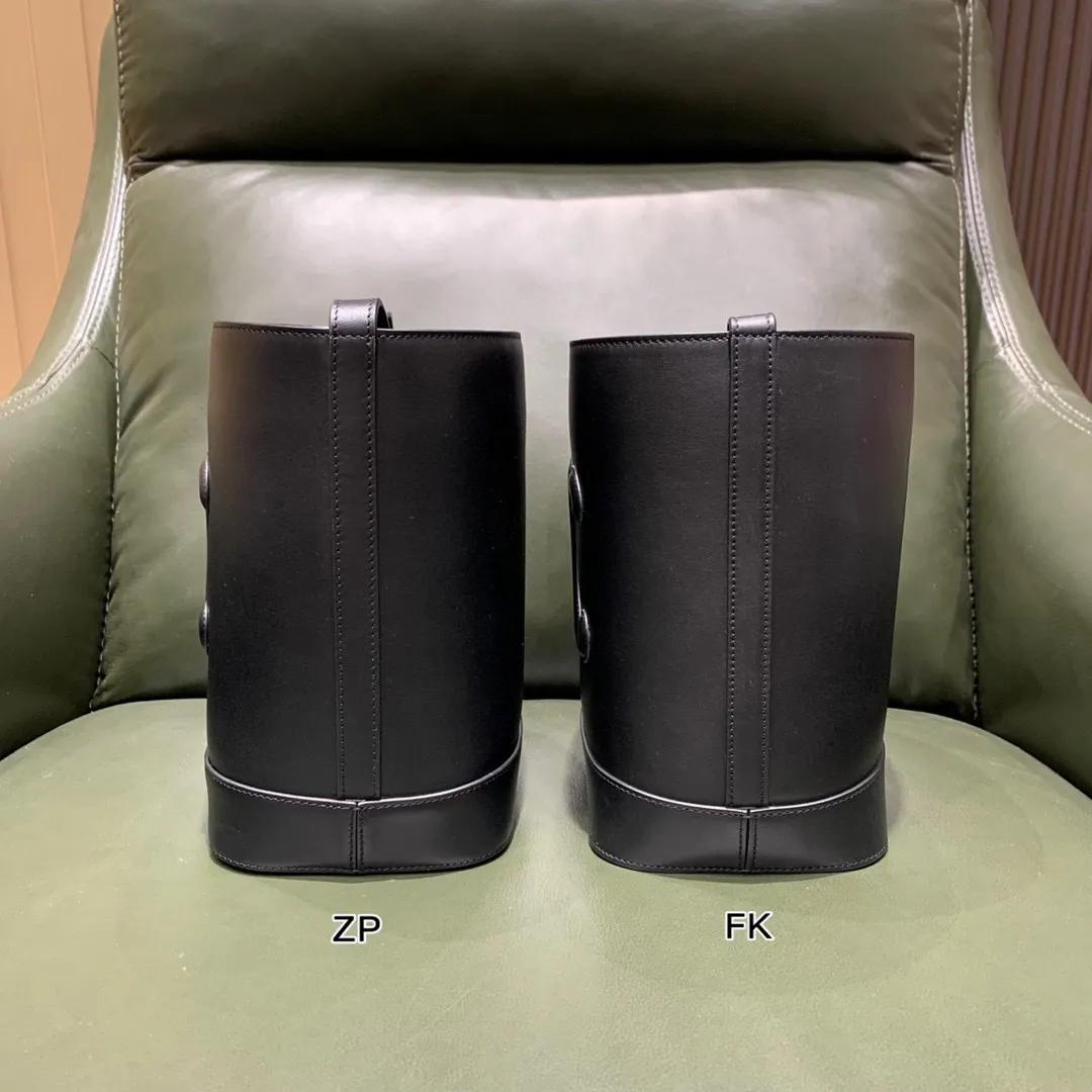 celine水桶鉴别真假,怎样辨别celine水桶包的真假