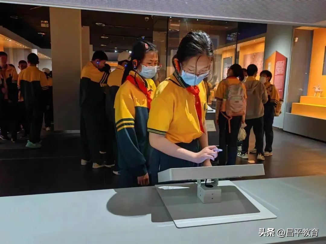 行走改变视界，视界提升境界丨研学系列之回龙观育新学校