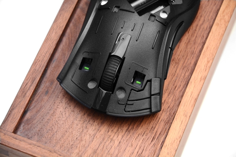 雷蛇炼狱蝰蛇v2什么电池,炼狱蝰蛇v2专业版电池更换