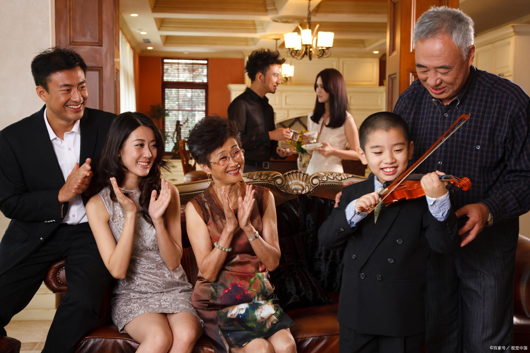 多年不联系的同学办聚会，我临时有事没去成，后来庆幸：还好没去