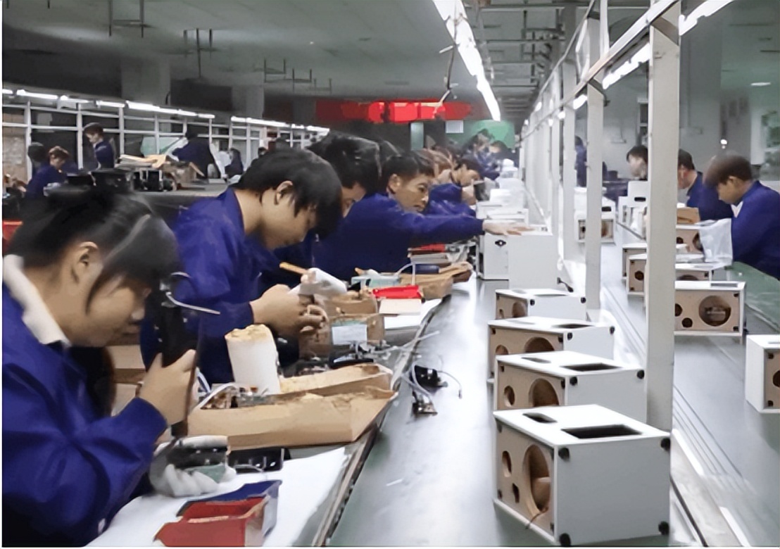 是的,新东方出电影了。请告诉孩子,你的每一滴汗水都算数