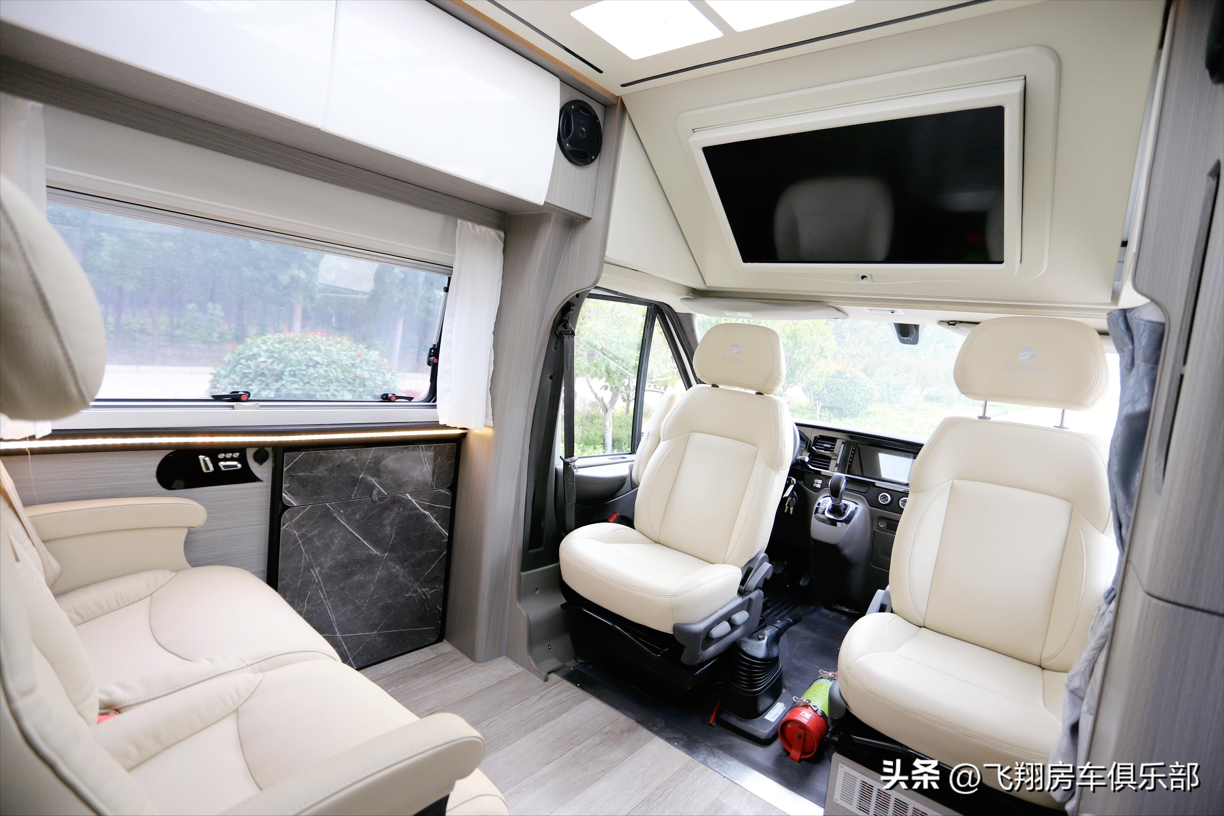 多功能厅折叠隔断可移动,多功能厅折叠隔墙可隐藏