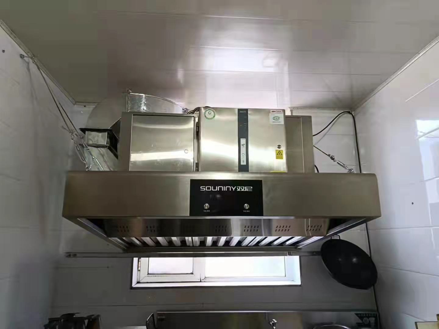 餐饮店没有排烟管道怎么解决排烟,餐饮没有排烟怎么处理