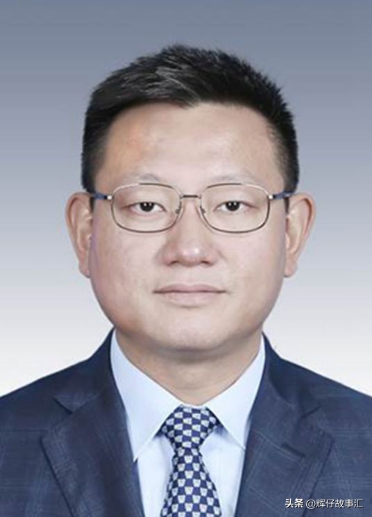 现任上海市市长和副书记,建国后历任上海市市长和市委书记