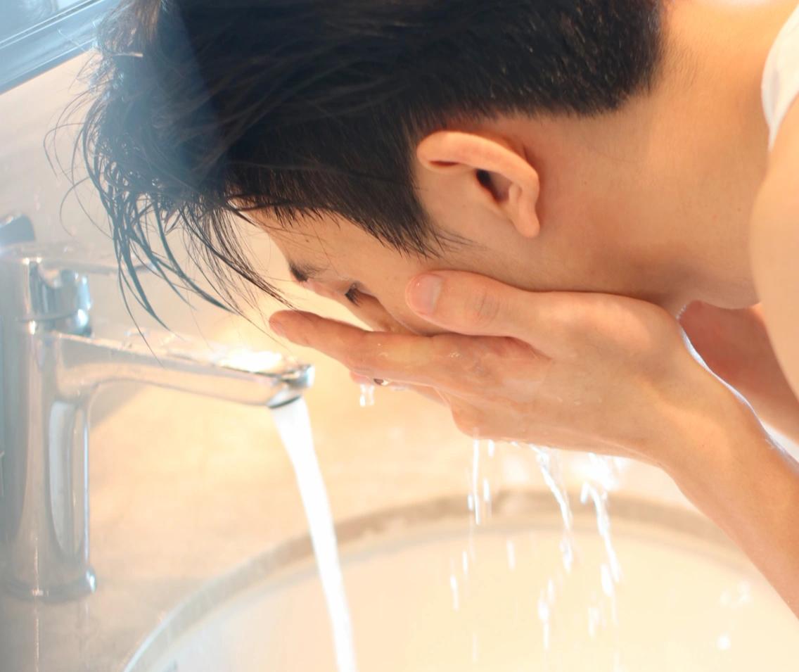 男士去油祛痘去螨虫洗面奶,去油最好的洗面奶推荐