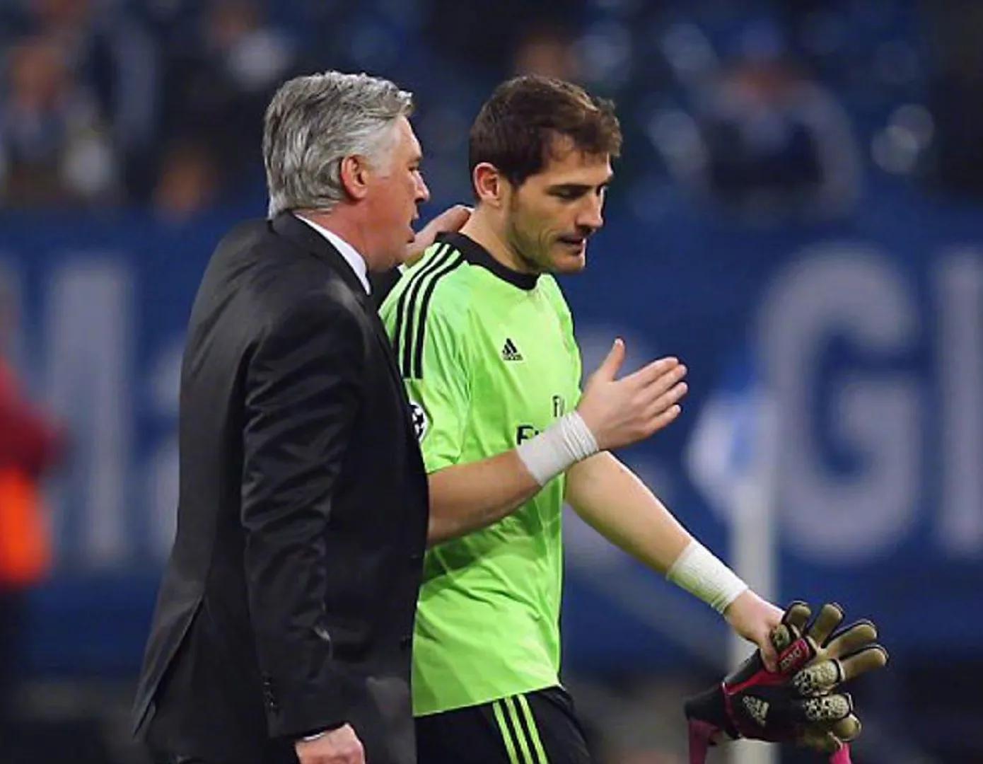 卡西利亚斯皇马最后一次扑救,皇马门将纳瓦斯和卡西