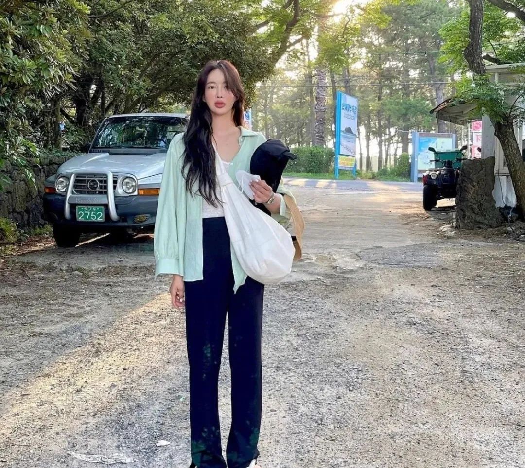 小ck哪款包包好看,小ck下架的斜方小挎包