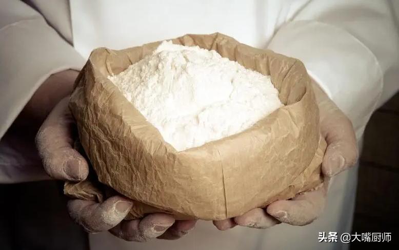 蒸馒头直接放酵母粉不冲开可以吗,蒸馒头直接放碱