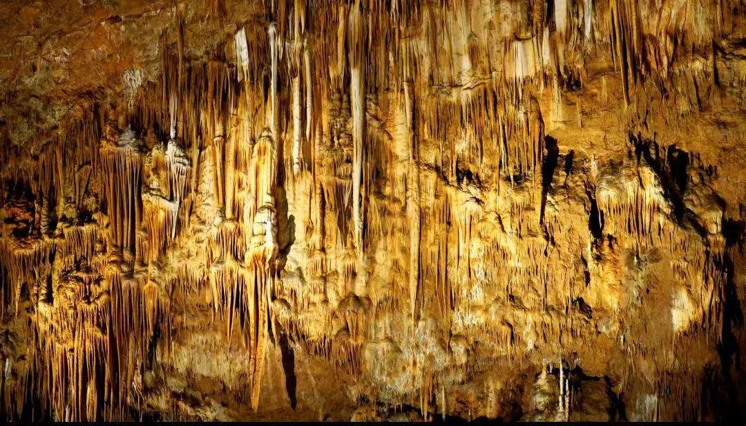 洞穴的形成科普,天然洞穴形成的4个阶段