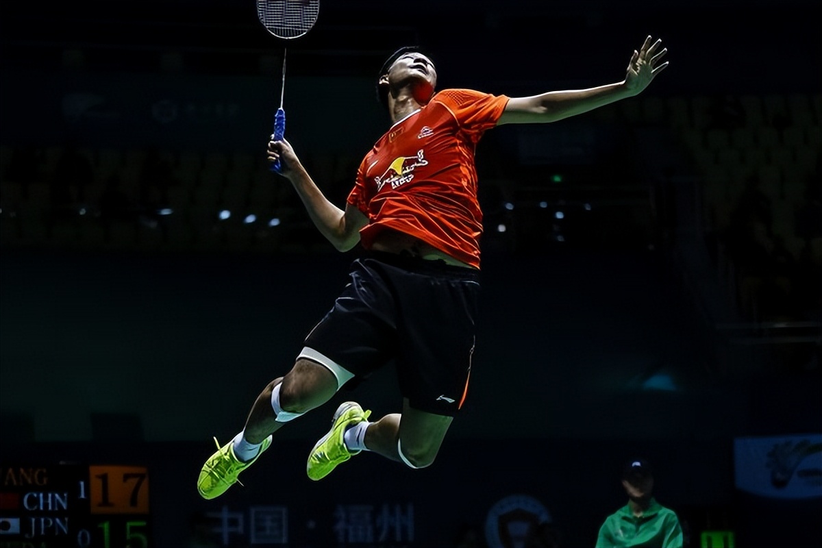 乒乓球和羽毛球结合的运动,乒乓球运动和游泳的区别