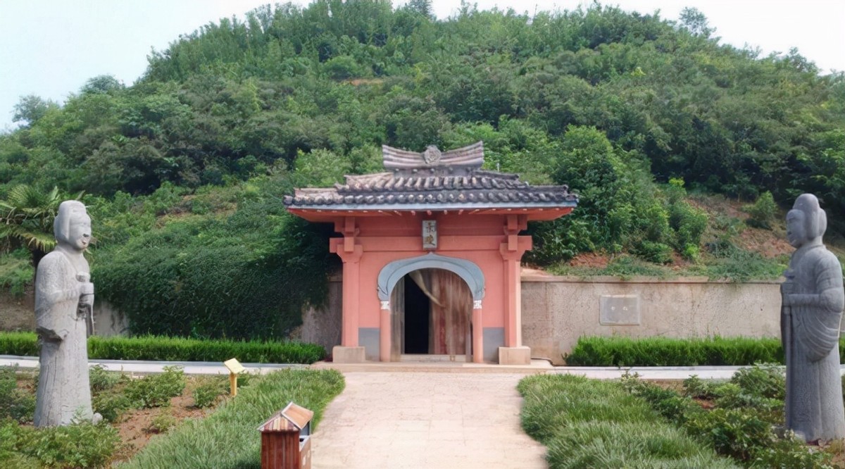 农村盗墓11座皇帝墓,浙江无名皇帝照片