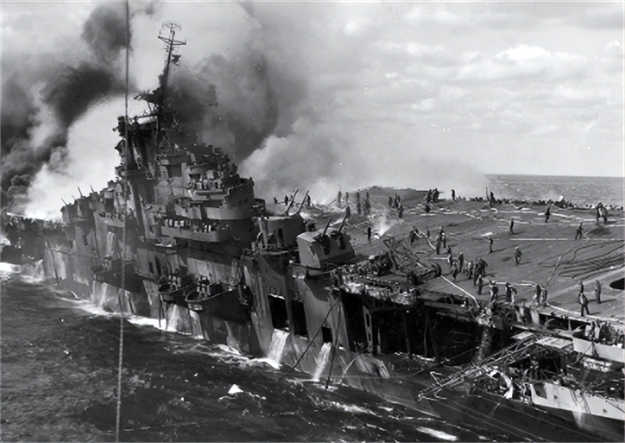 日本二战超级战舰被潜艇击沉,日军超级战舰被击沉