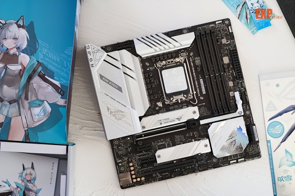 ROGSTRIXB760-GGAMINGWIFID4吹雪主板评测：高颜值且亲民的小吹雪