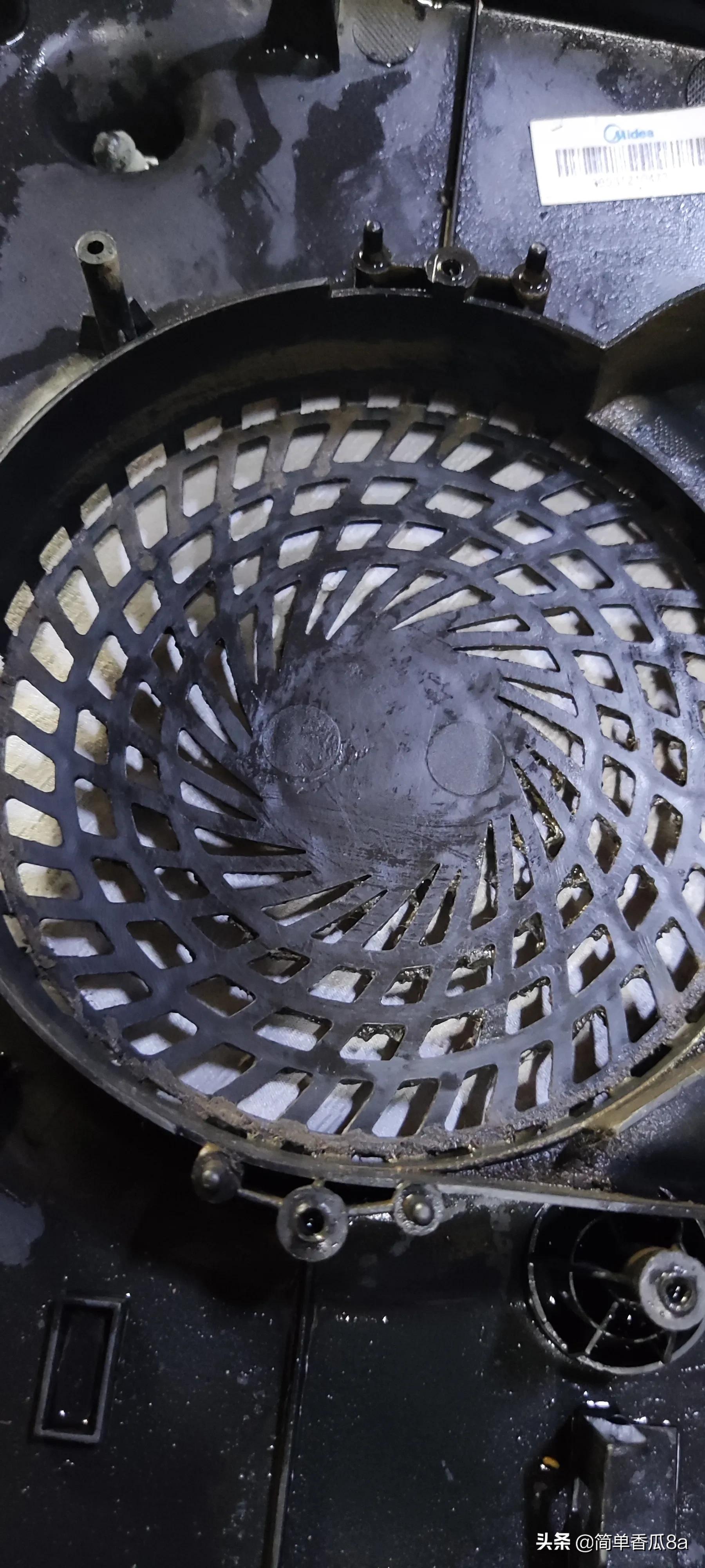 电磁炉自动跳停显示e4是怎么回事,凹面电磁炉老是跳停是什么原因