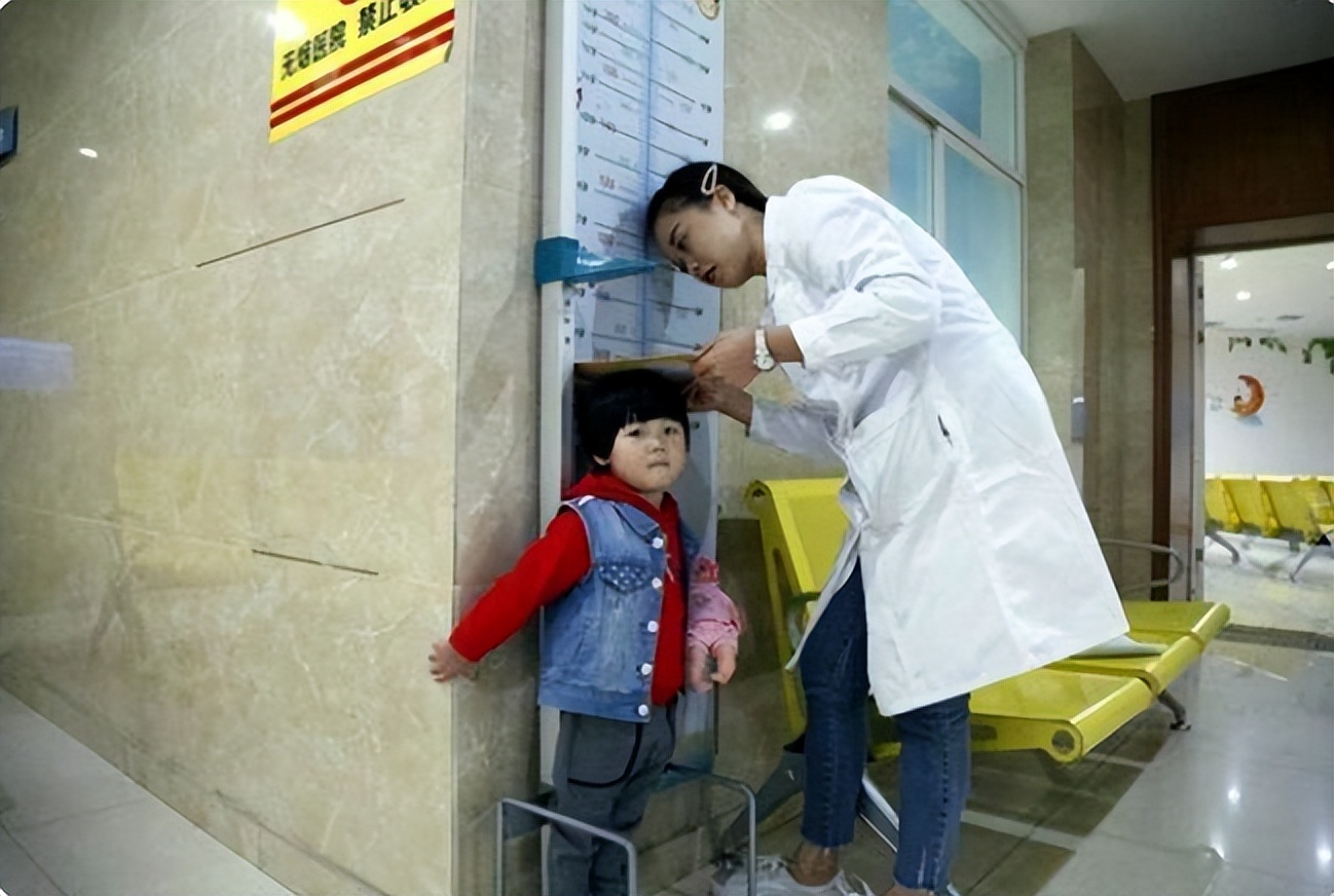 初中1米7还能长高吗,初中才1米四怎么长高