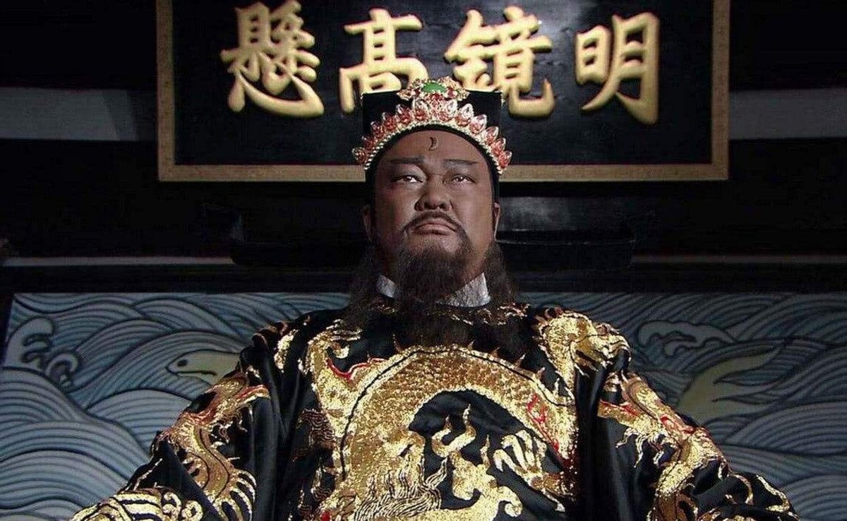 包拯60大寿时伤感无后，儿媳抱来包拯小妾所生男婴：您还有个儿子