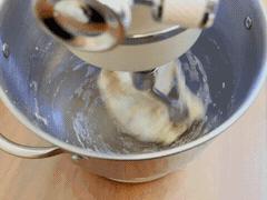 为了应对黑心老板跑路，我决定过不办卡的生活