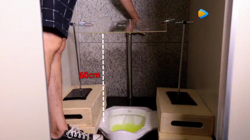 马桶和蹲便器哪个更脏,公共厕所马桶到底有多脏