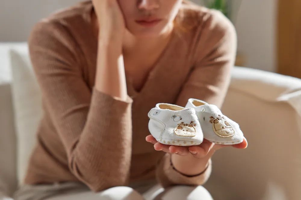 自然流产的护理题目,关于自然流产的病理经过