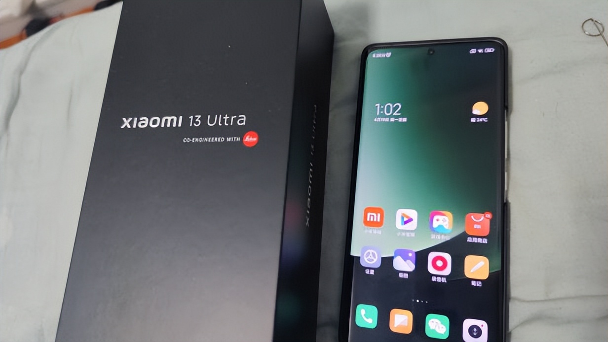 手机别瞎买这三款手机好用到飞起,能流畅使用五年的手机推荐