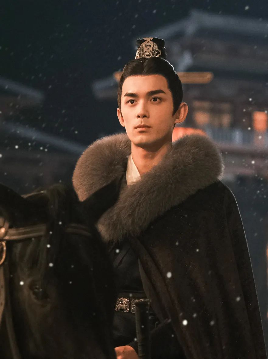 波浪卷发简单编发,晚上编发一夜变人鱼卷发