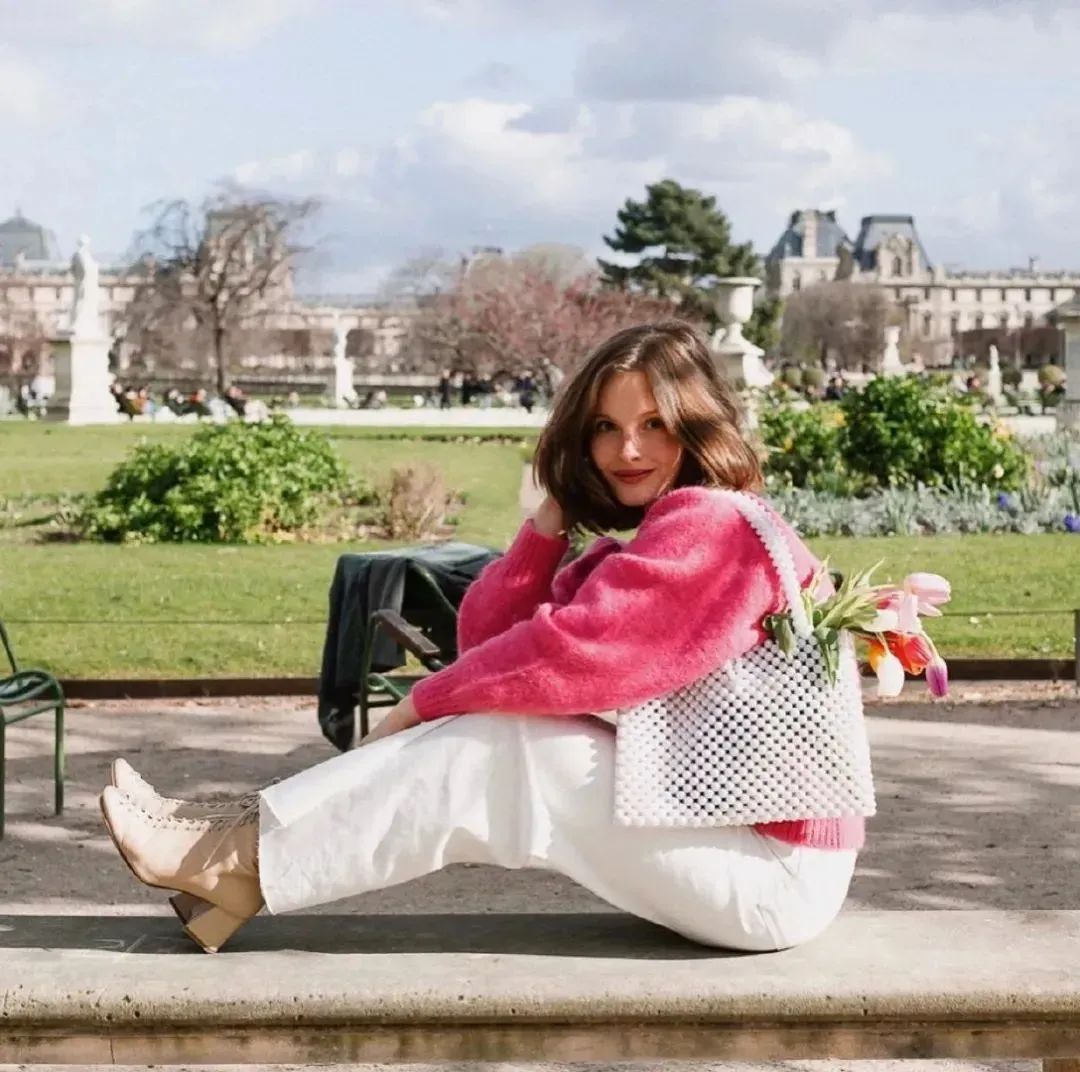 lisa最近同款粉色,lisamv绝美镜头粉色