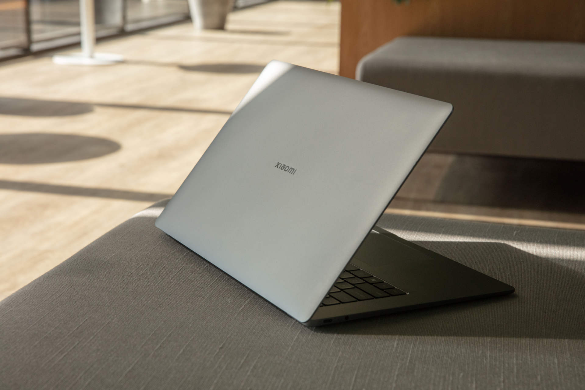 余承东三年超苹果五年赶三星,余承东谈三星