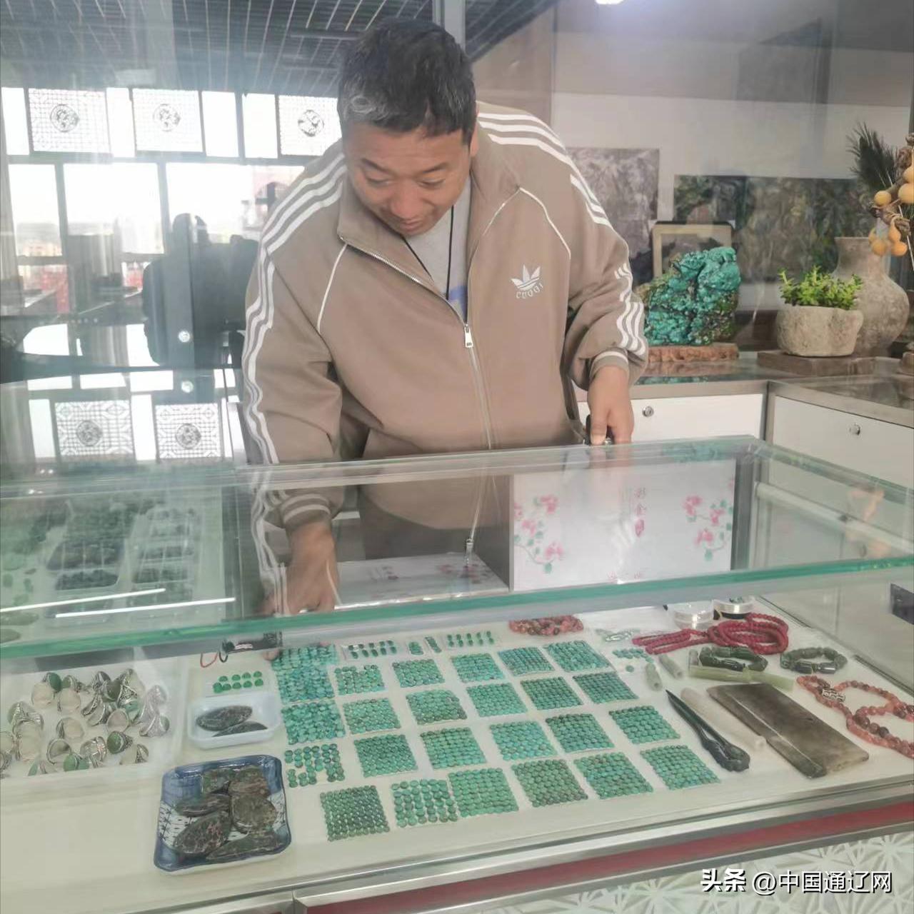 通辽太平洋广场古玩城成了网红打卡地