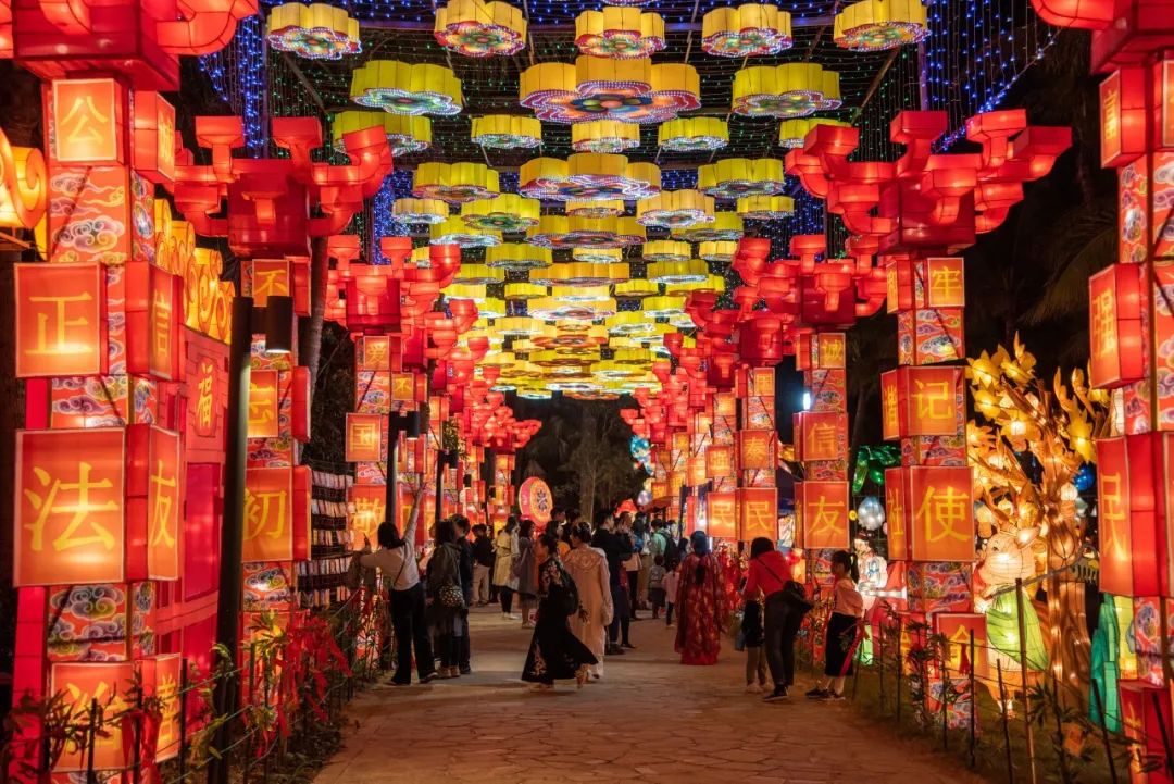 元宵的诗词大全100首,元宵佳节唯美诗