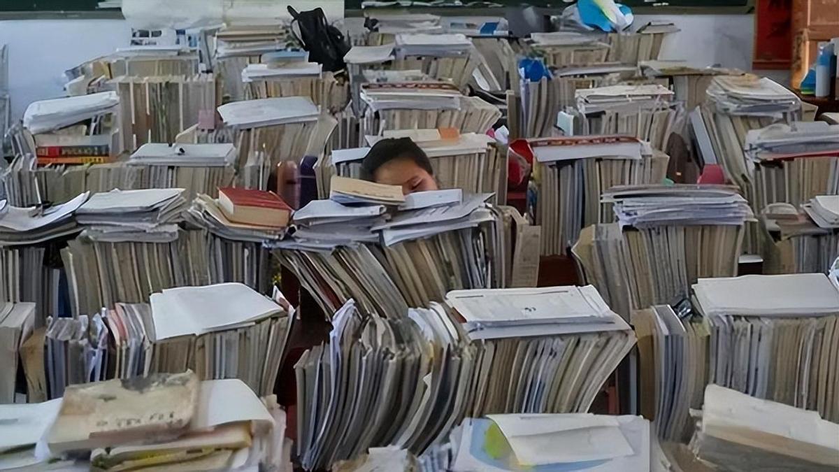 2013年,女孩称自己高考586分,再次查询却发现,只剩下了364分